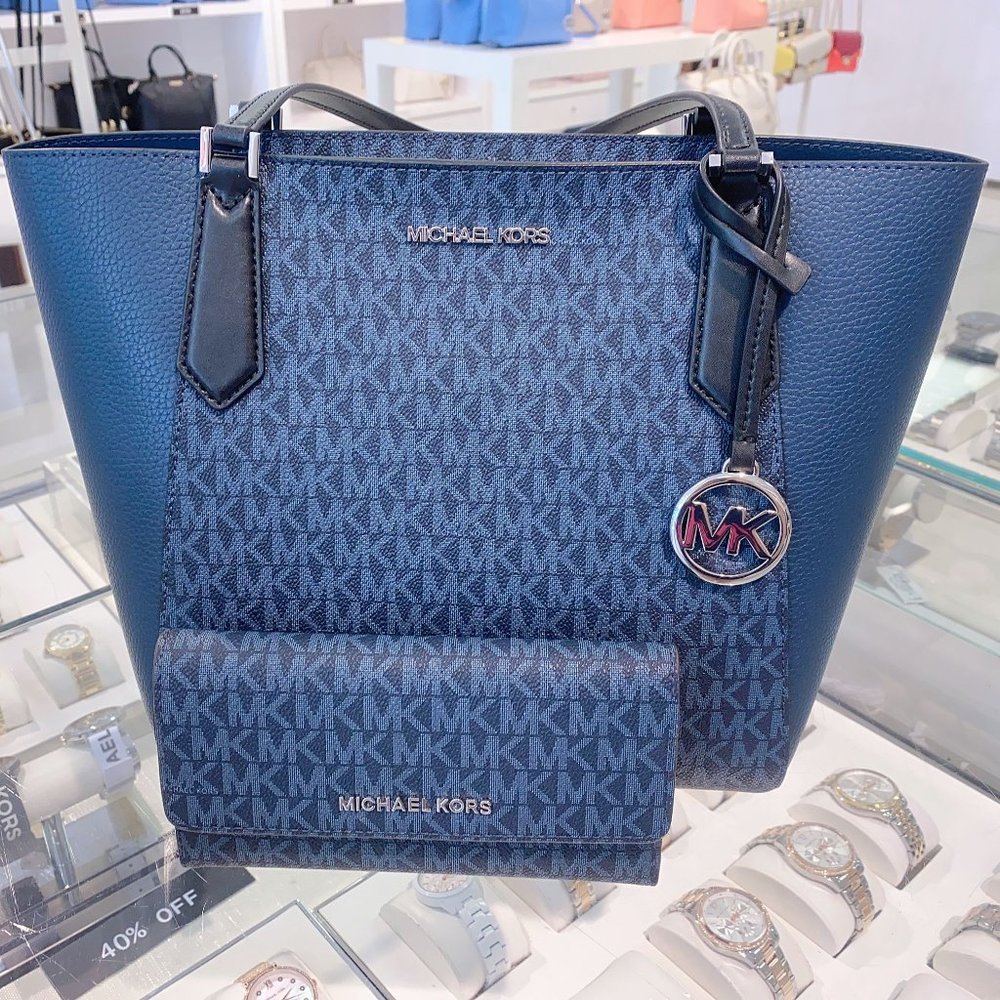MK Kimberly SM Bonded Tote & Trifold Wallet Navy